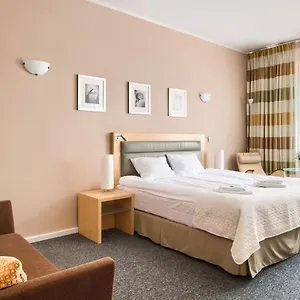 404 Wilanowska Homestay